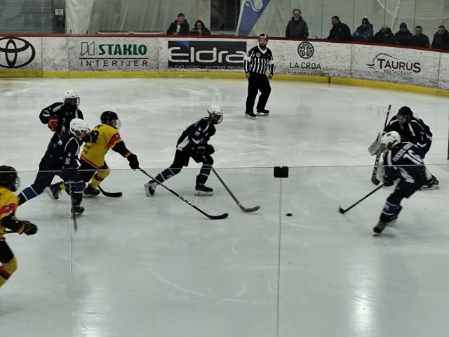 Srčana borba Mladosti protiv Admirala